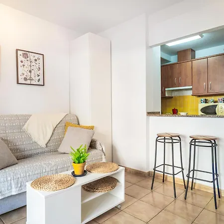 1 Bedroom Stunning In *