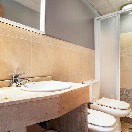 1 Bedroom Stunning In *